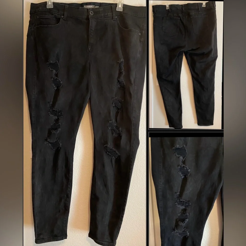๐ Torrid Bombshell Black Distressed Women Jeans - Picture 1 of 1